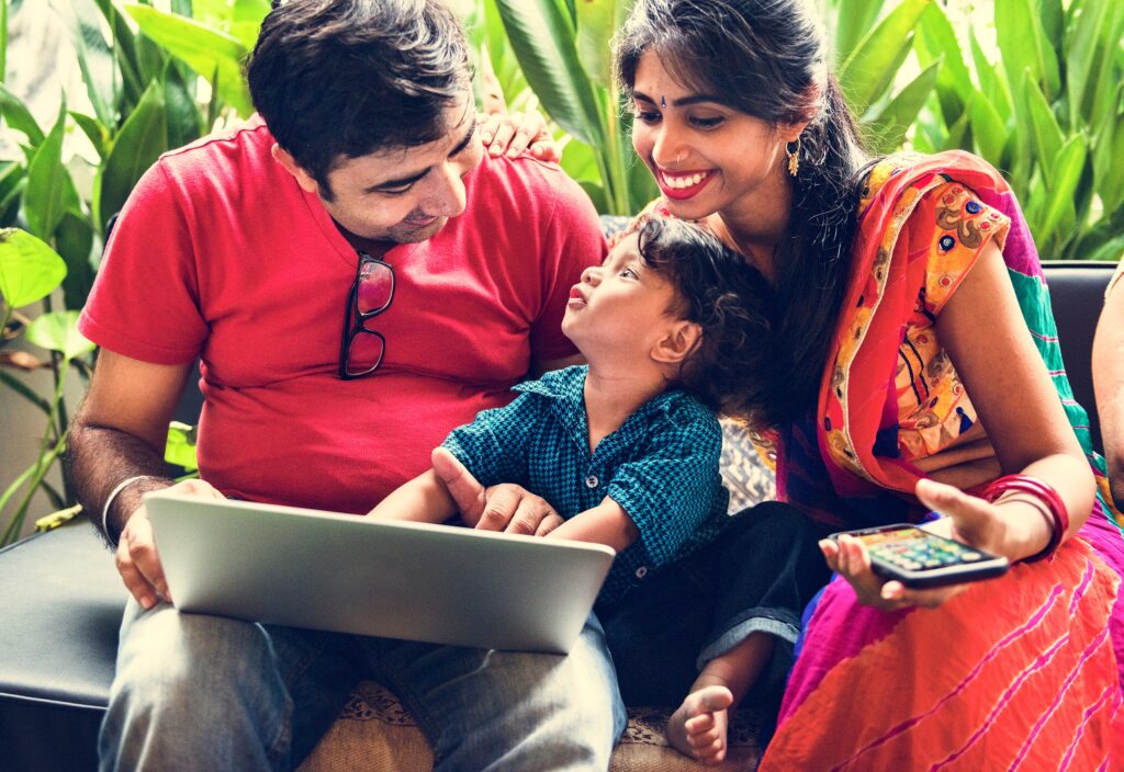 Bangladesh - Radio lumière  : Merci de prier pour tous les acteurs de ce projet. 